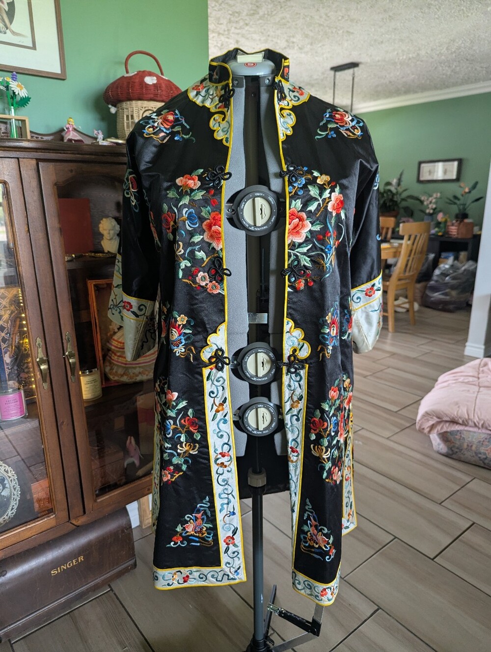 Embroidered Black Silk Asian-Style Kimono